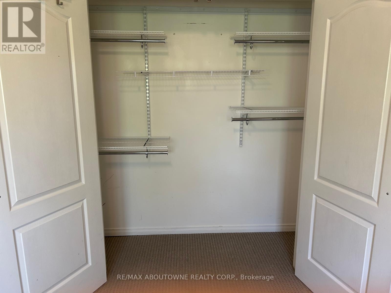 2473 Lazio Lane, Oakville, ON - Indoor With Storage