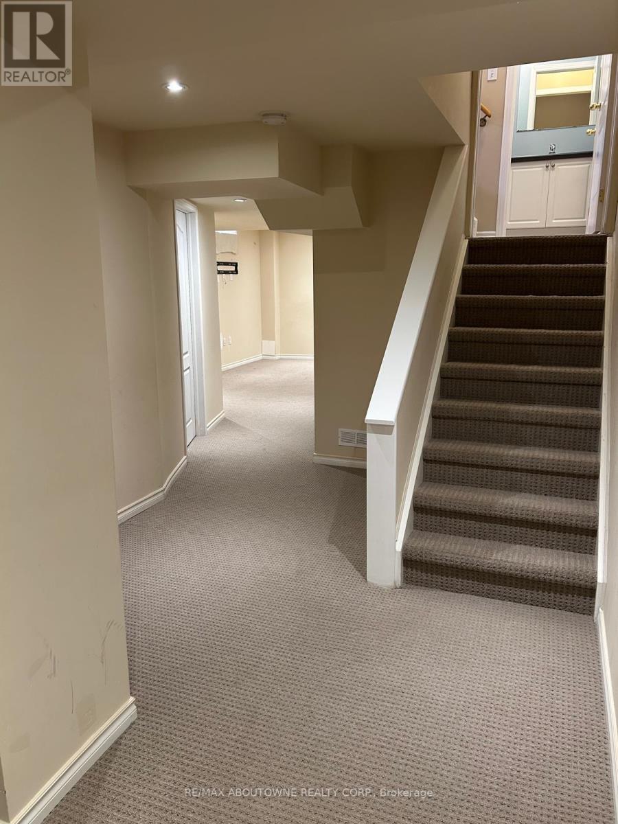 2473 Lazio Lane, Oakville, ON - Indoor Photo Showing Other Room