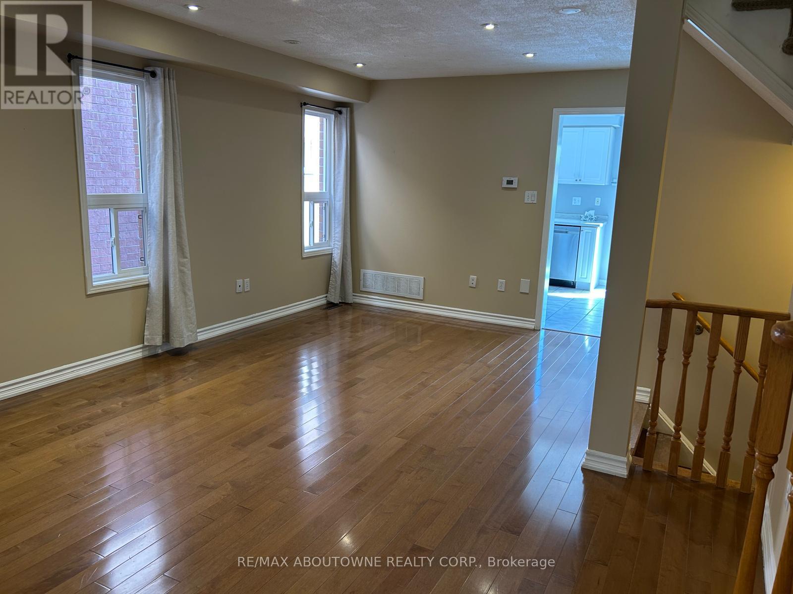 2473 Lazio Lane, Oakville, ON - Indoor Photo Showing Other Room