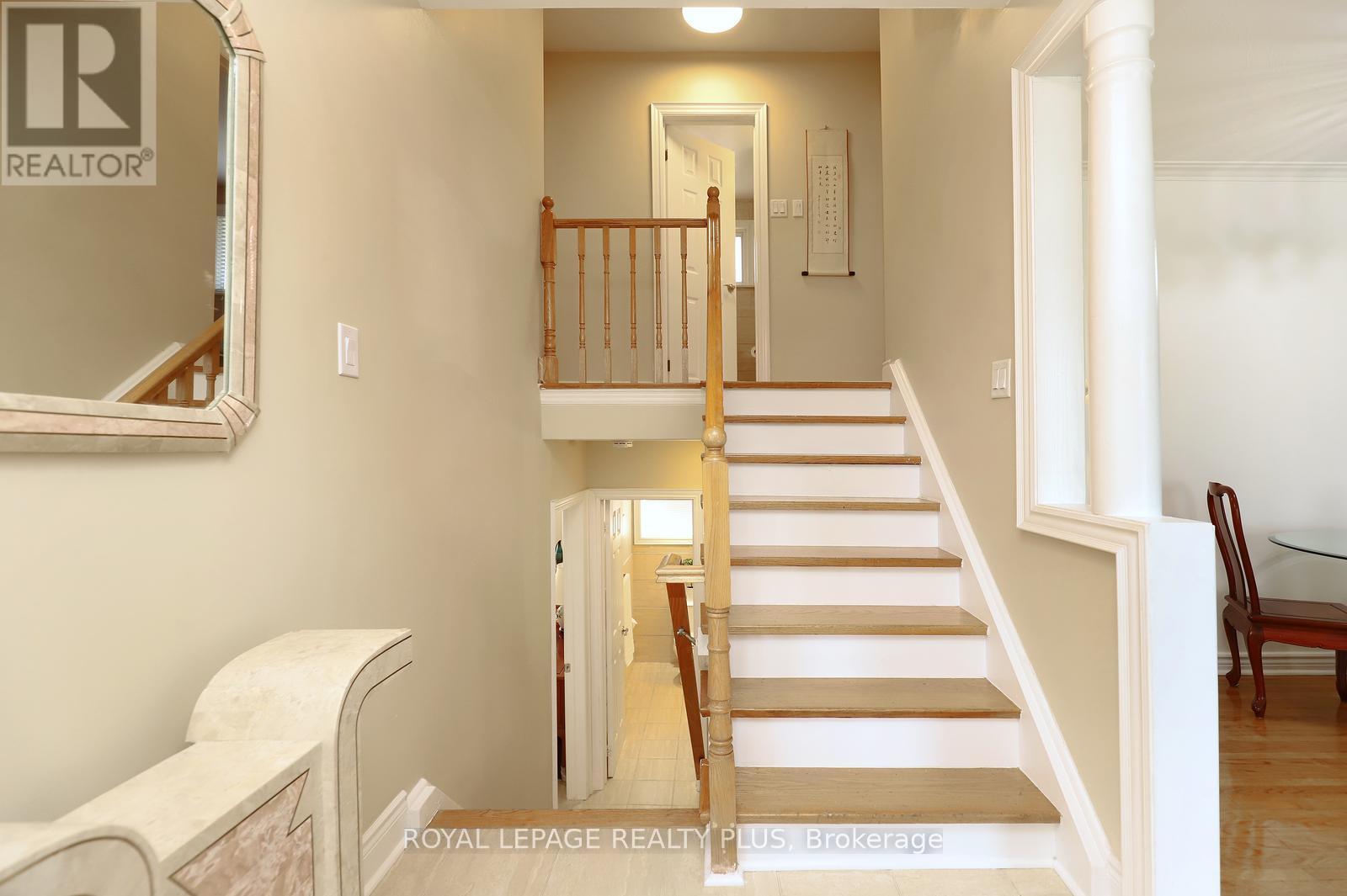 2694 Truscott Drive, Mississauga, ON - Indoor Photo Showing Other Room