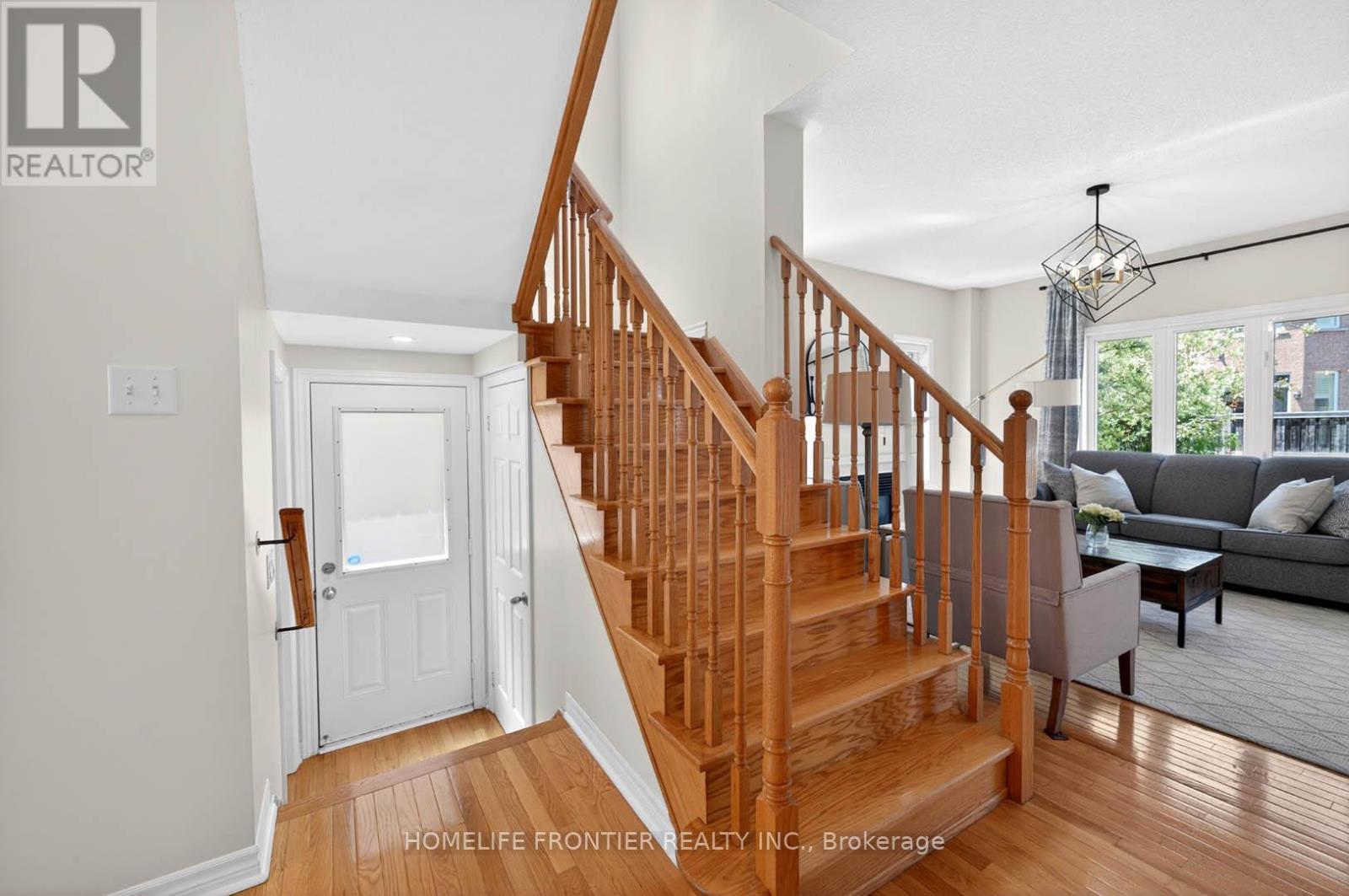38 Templeton Court, Brampton, ON - Indoor Photo Showing Other Room