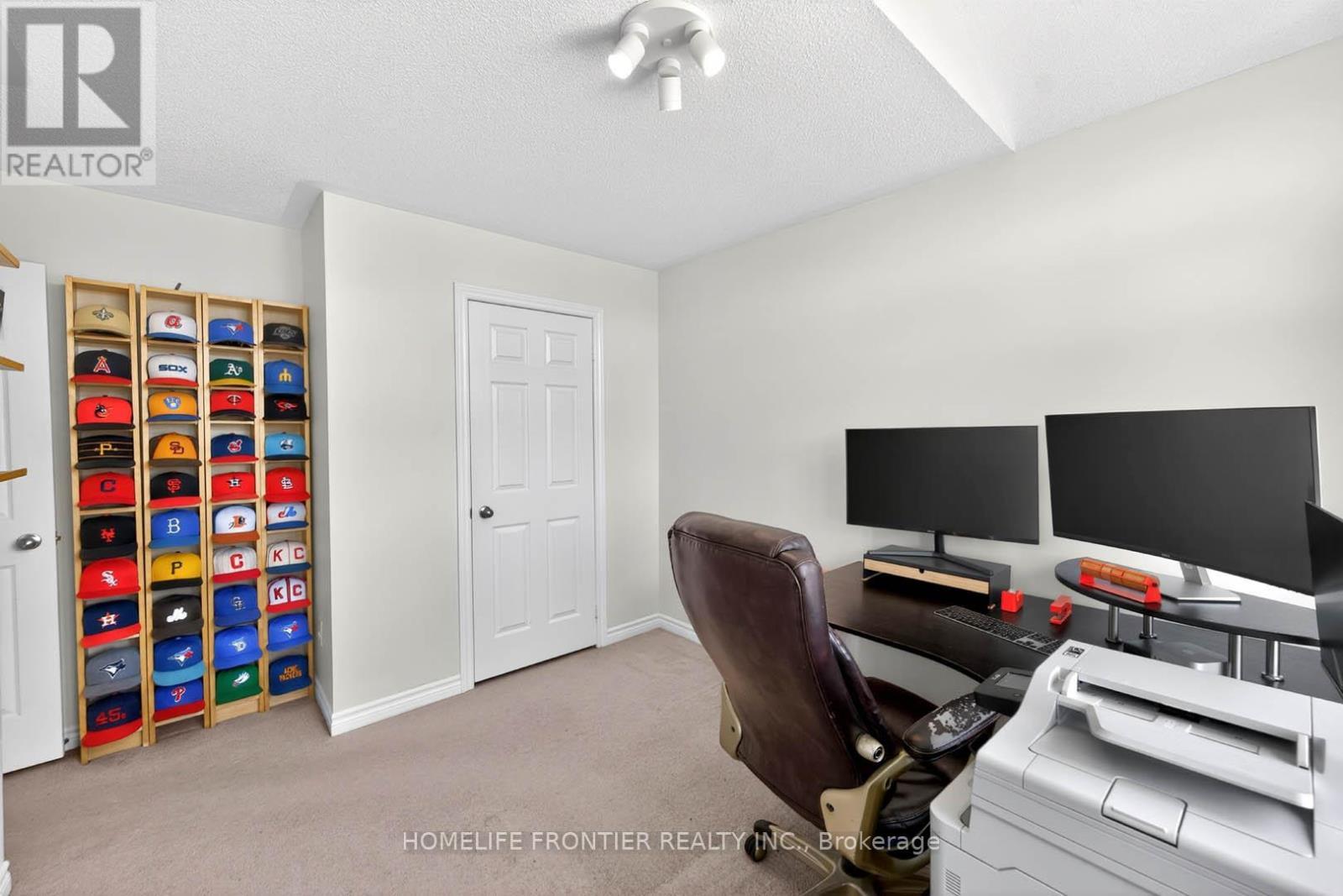 38 Templeton Court, Brampton, ON - Indoor Photo Showing Office