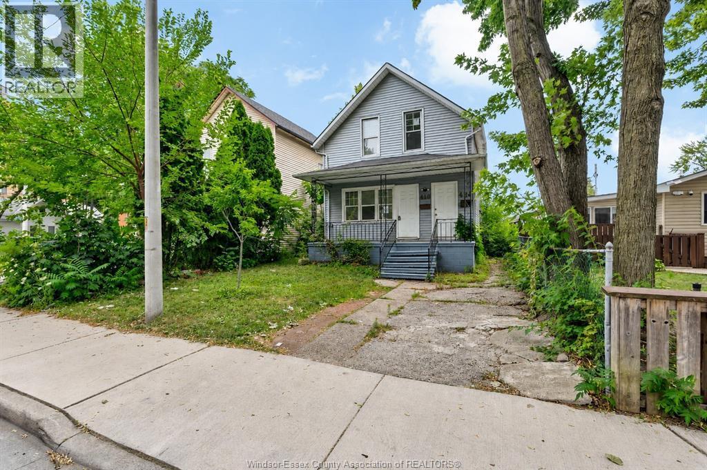 418 Caron Avenue, Windsor, ON - Outdoor