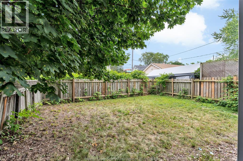 418 Caron Avenue, Windsor, ON - Outdoor