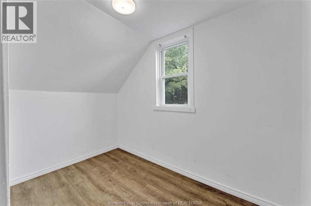 418 Caron Avenue, Windsor, ON - Indoor Photo Showing Other Room