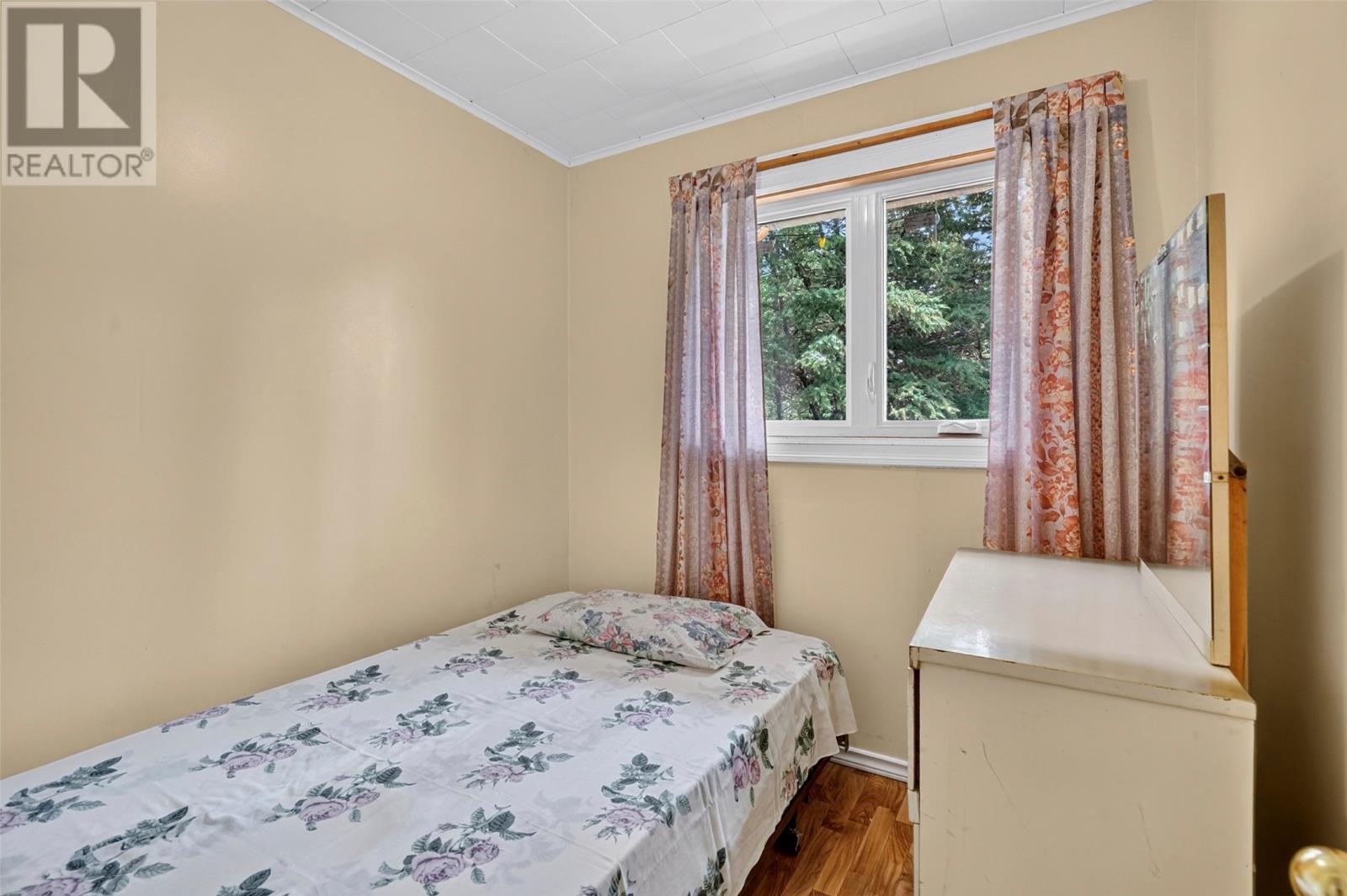 6 Dennys Pond Road, New Harbour, NL - Indoor Photo Showing Bedroom