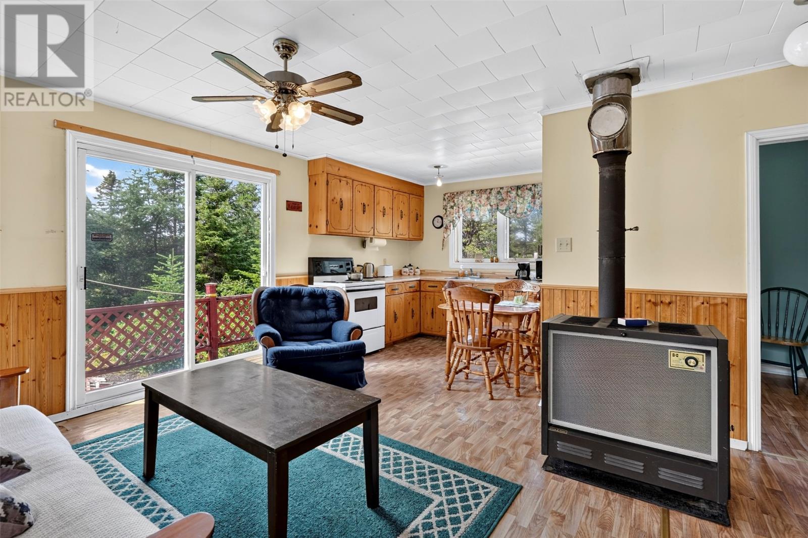 6 Dennys Pond Road, New Harbour, NL - Indoor