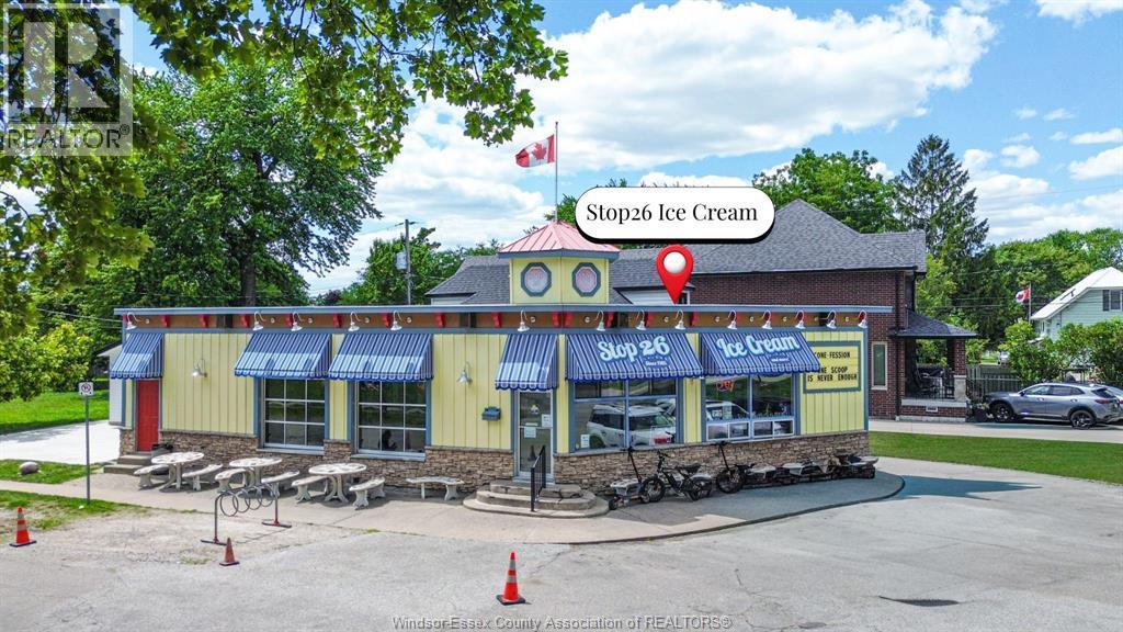 482 John M St, Windsor, ON - Outdoor