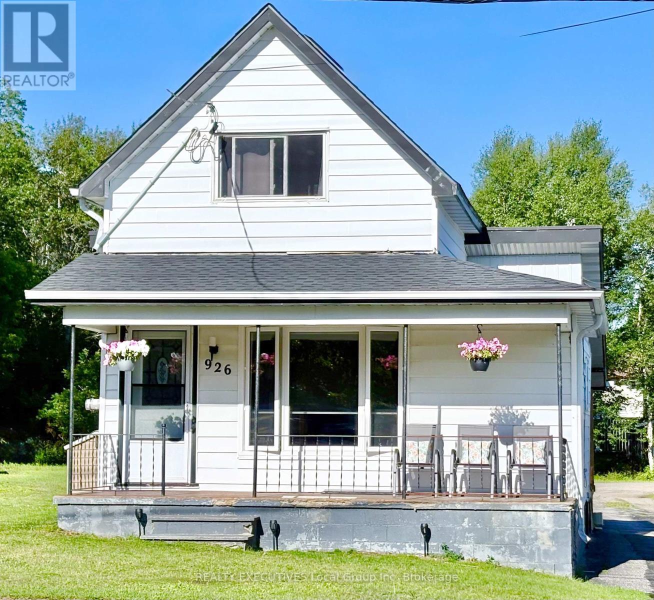 926 Main Street N, Callander, ON - Outdoor With Deck Patio Veranda