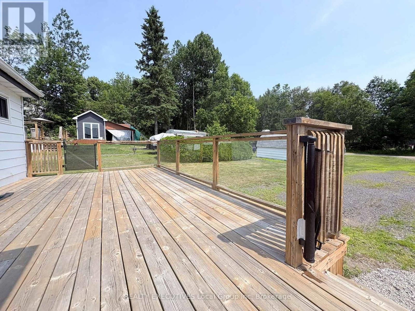 926 Main Street N, Callander, ON - Outdoor With Deck Patio Veranda