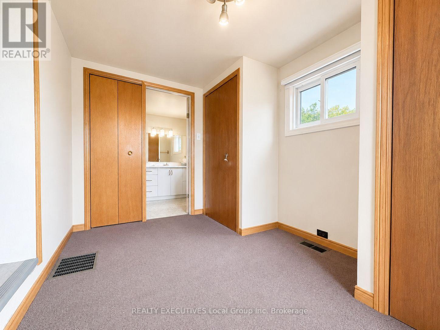 926 Main Street N, Callander, ON - Indoor Photo Showing Other Room