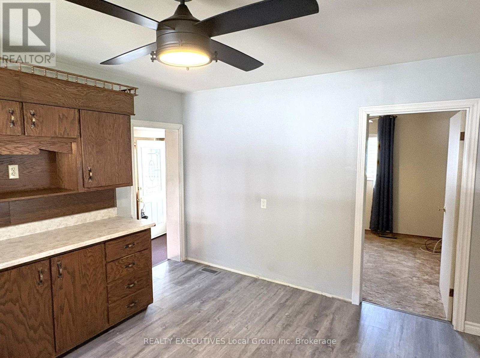 926 Main Street N, Callander, ON - Indoor Photo Showing Other Room