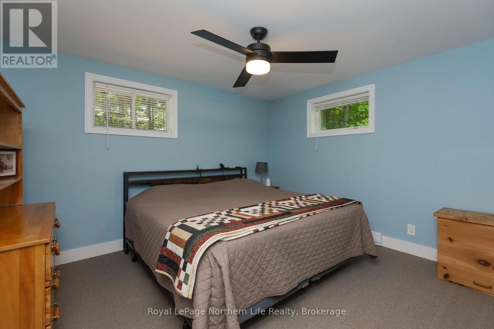 106 Lakeview Court, Bonfield, ON - Indoor Photo Showing Bedroom