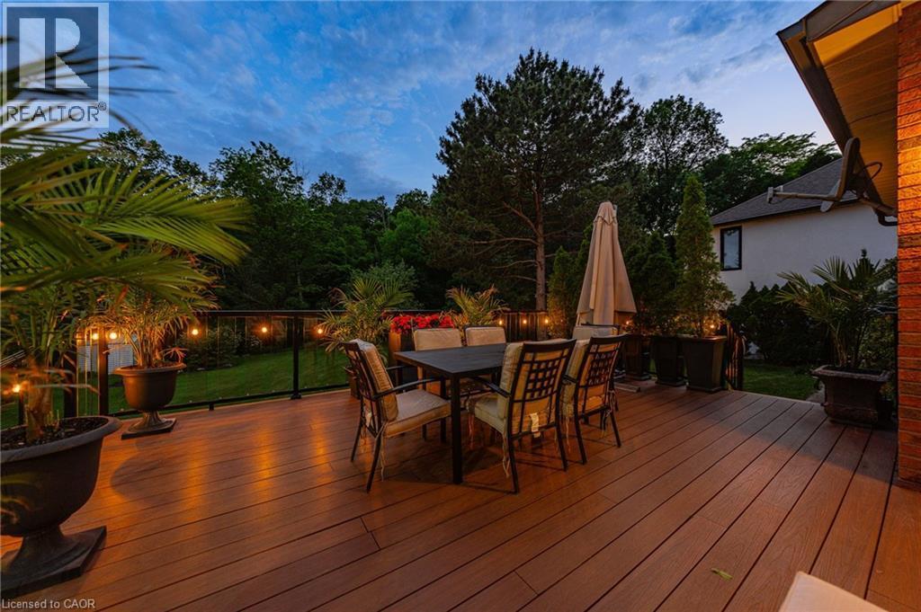 5 Mays Crescent, Waterdown, ON - Outdoor With Deck Patio Veranda
