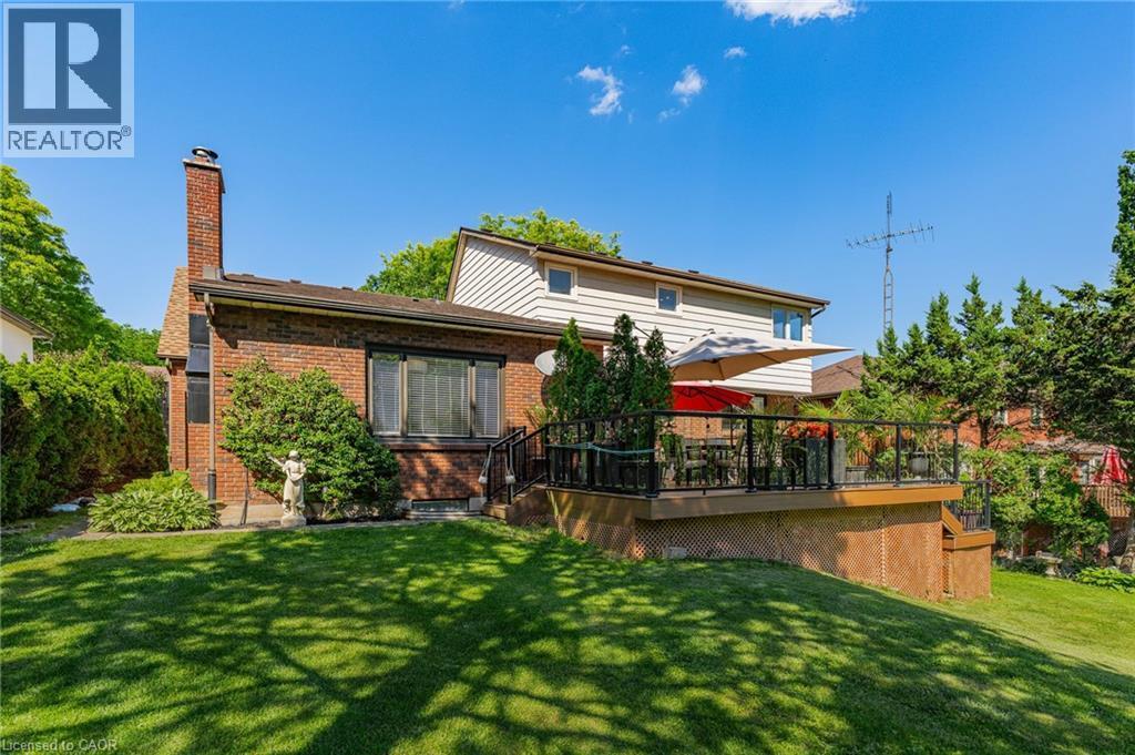 5 Mays Crescent, Waterdown, ON - Outdoor With Deck Patio Veranda
