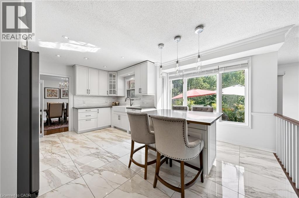 5 Mays Crescent, Waterdown, ON - Indoor