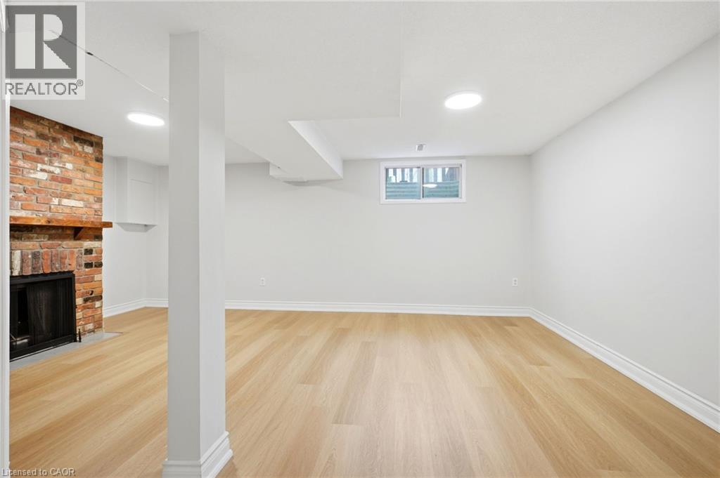 333 Meadows Boulevard Unit# 23, Mississauga, ON - Indoor Photo Showing Other Room