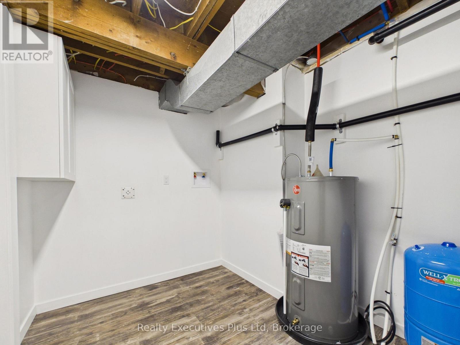 29 Queen Street, Sundridge, ON - Indoor