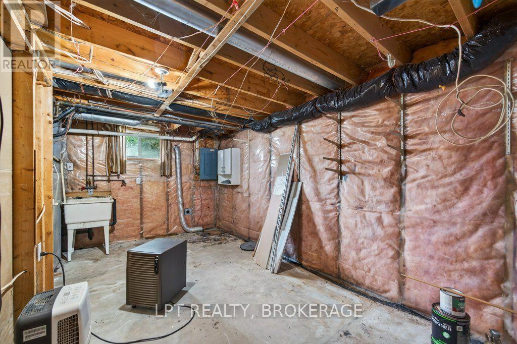 764 Roosevelt Drive, Kingston (City Southwest), ON - Indoor Photo Showing Basement
