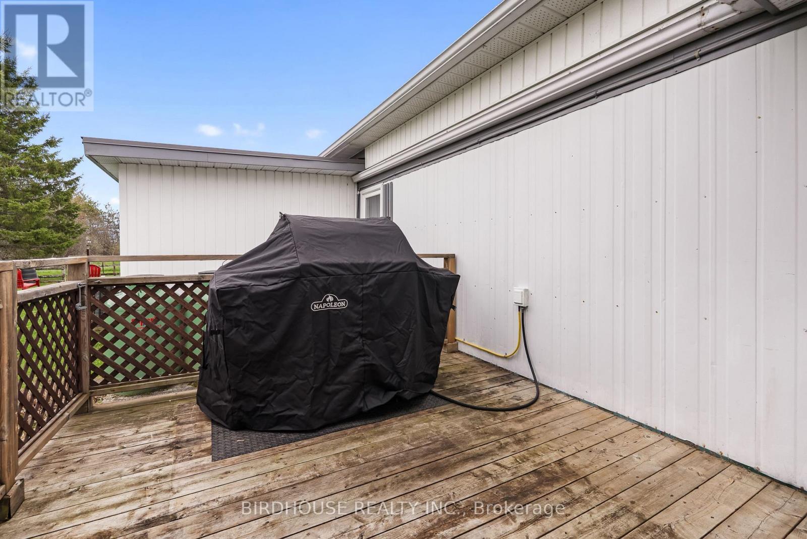 68 Glenway Drive, Kawartha Lakes (Verulam), ON - Outdoor With Deck Patio Veranda With Exterior