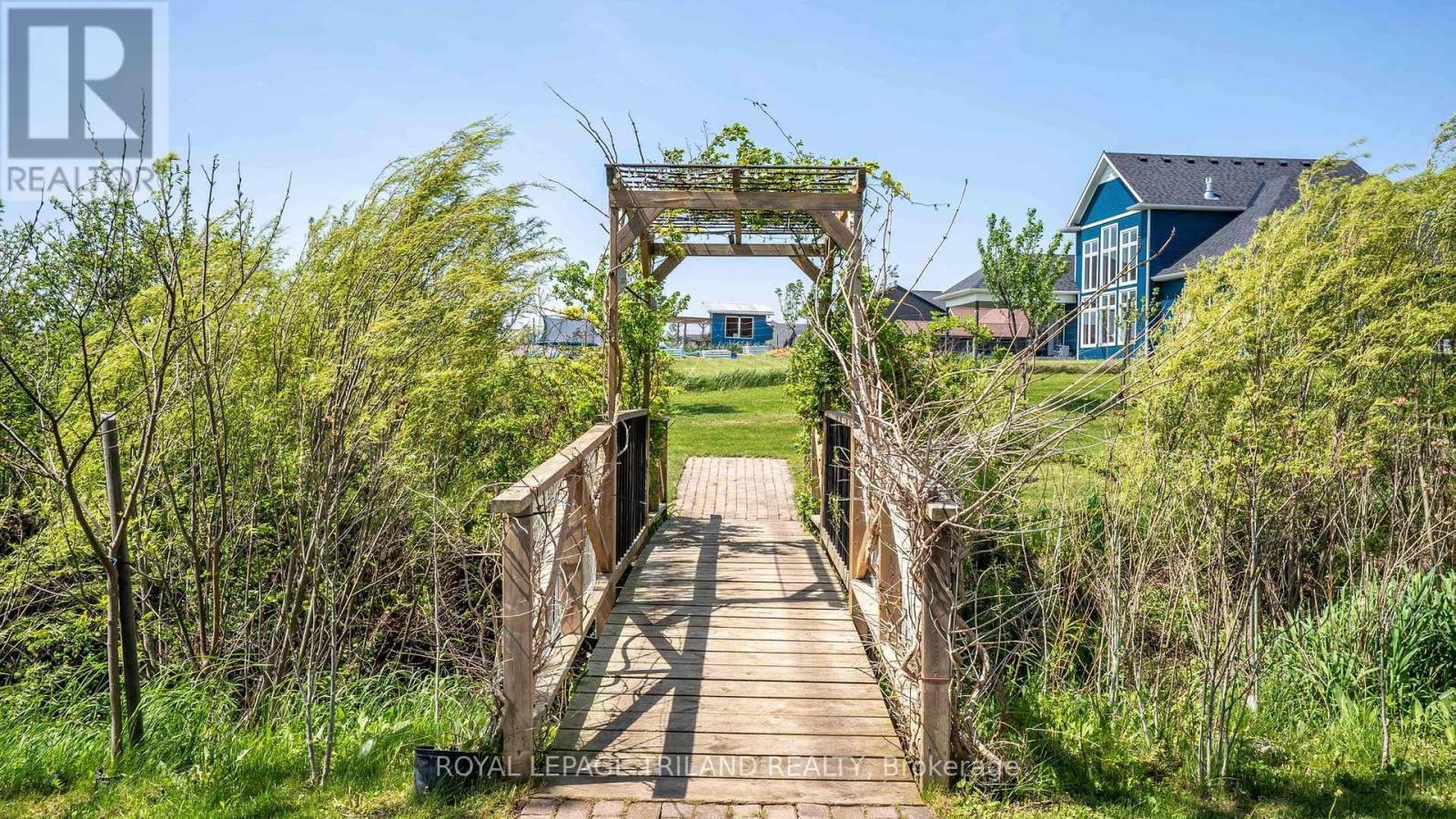 33134 Back Street, Dutton/Dunwich (Iona), ON - Outdoor