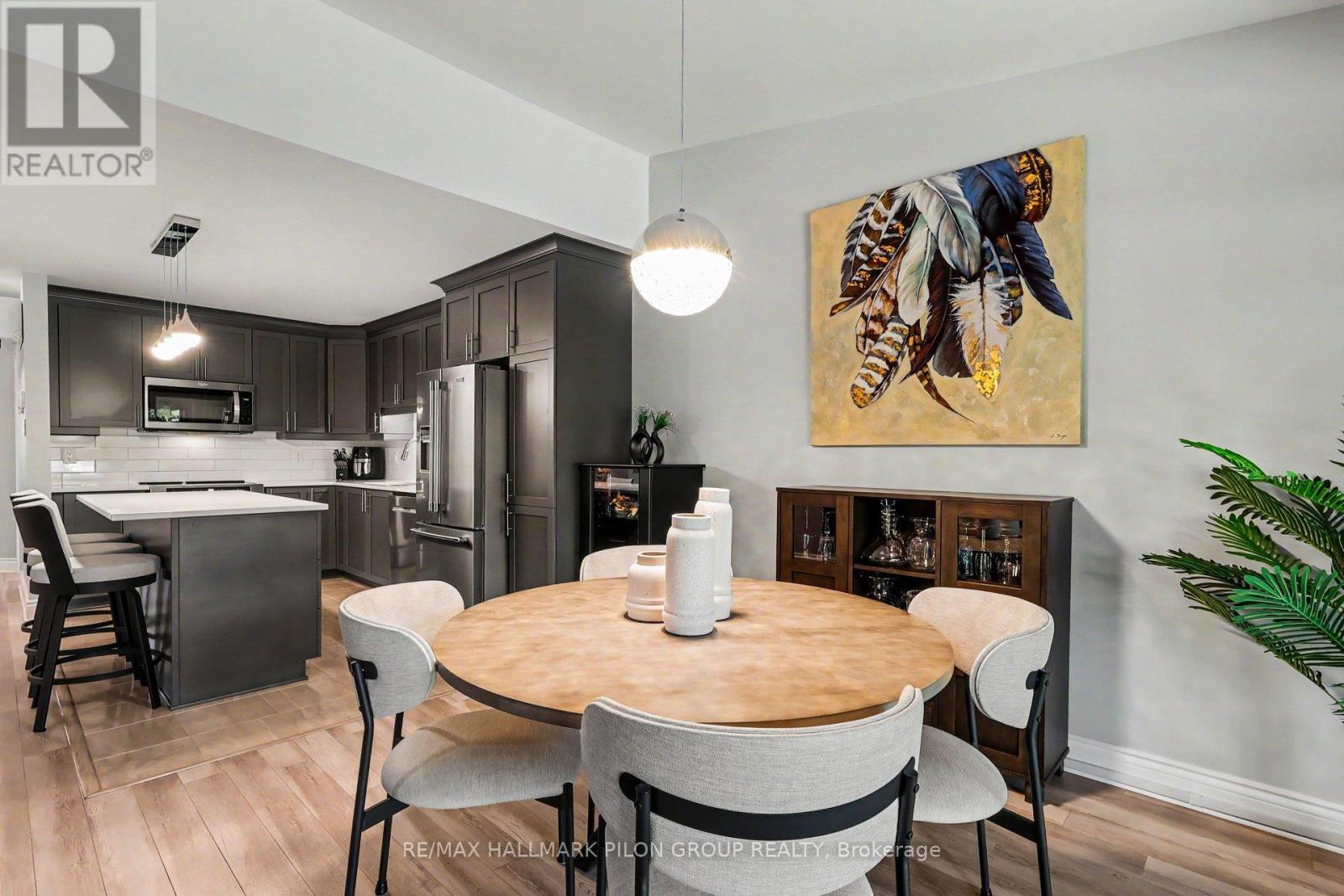 295 - 308 Masters Lane, Clarence-Rockland, ON - Indoor Photo Showing Dining Room