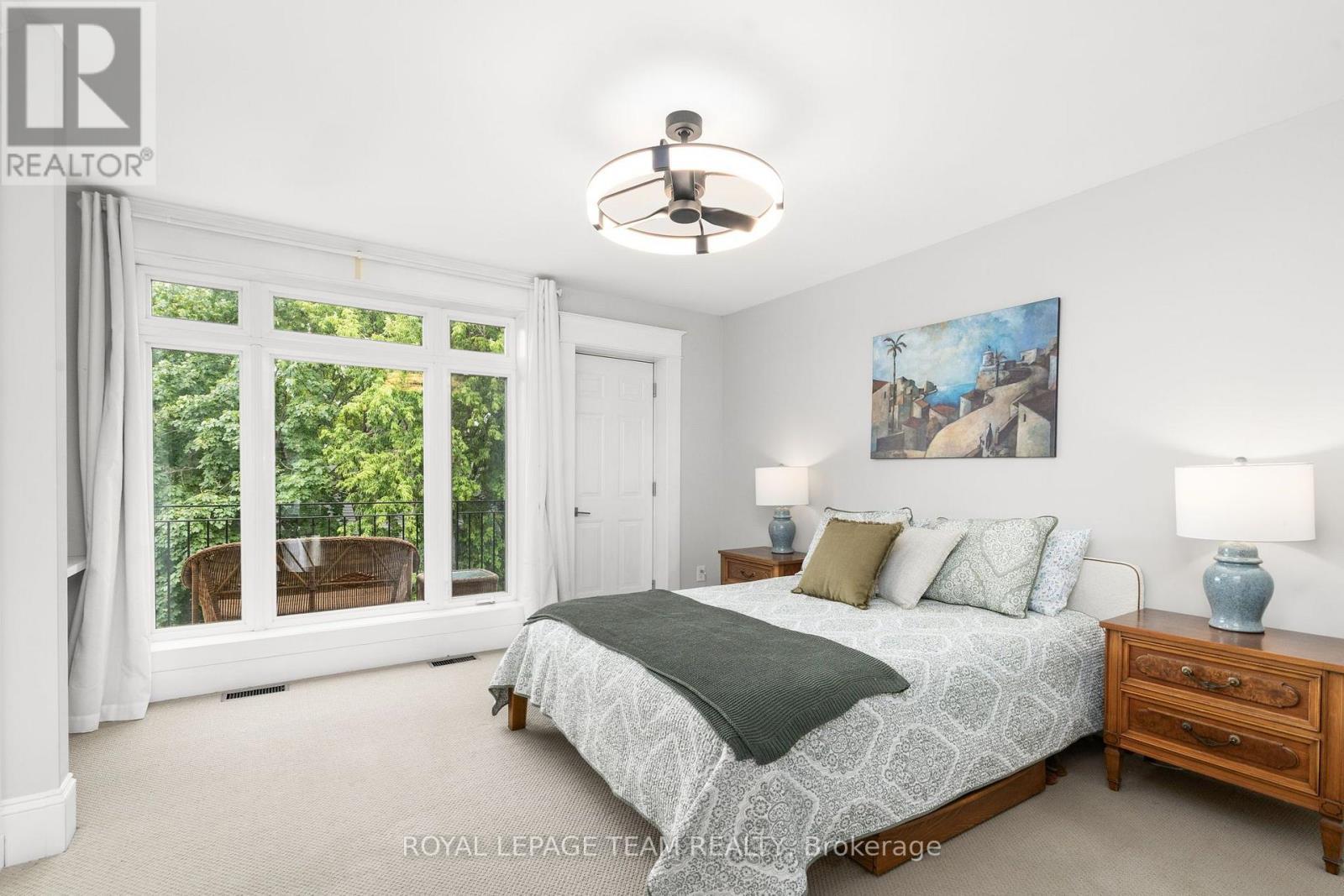 C - 31 Springfield Road, Ottawa, ON - Indoor Photo Showing Bedroom