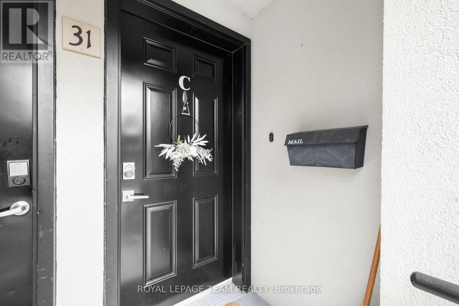 C - 31 Springfield Road, Ottawa, ON - Photo Showing Other Room