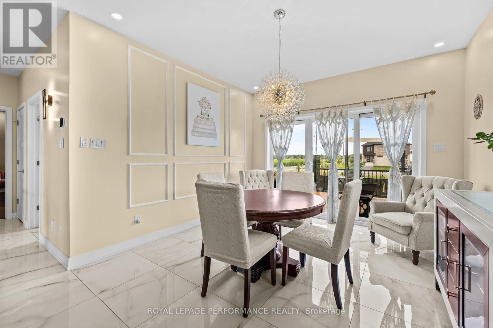 301 Dore Street, Casselman, ON - Indoor Photo Showing Dining Room