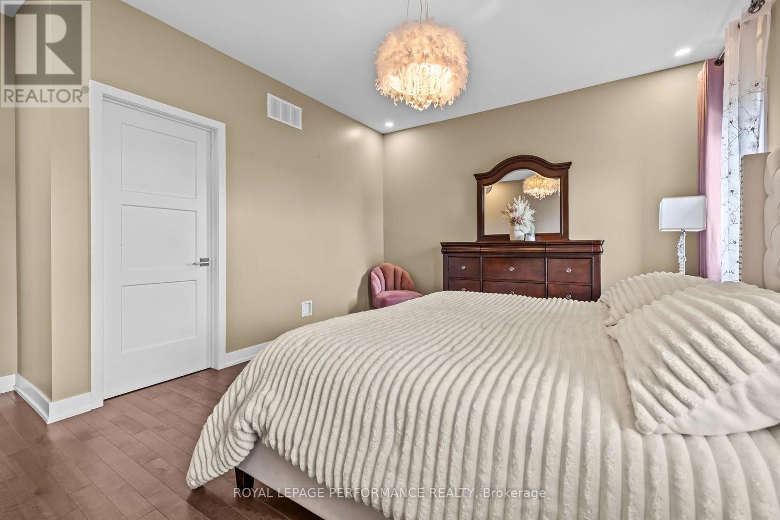 301 Dore Street, Casselman, ON - Indoor Photo Showing Bedroom