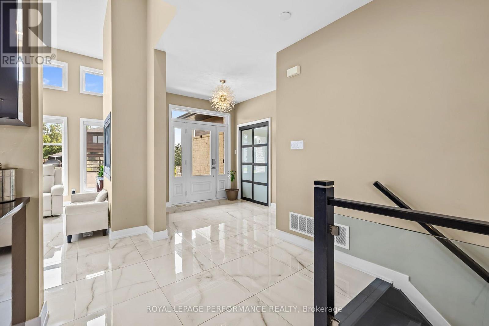301 Dore Street, Casselman, ON - Indoor Photo Showing Other Room