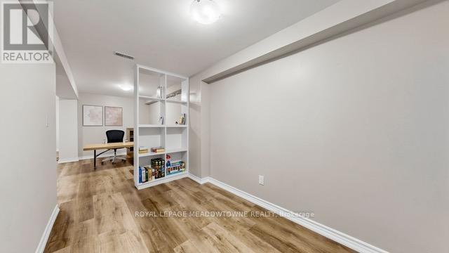 126 Bridlewood Boulevard, Whitby, ON - Indoor Photo Showing Other Room