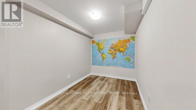 126 Bridlewood Boulevard, Whitby, ON - Indoor Photo Showing Other Room