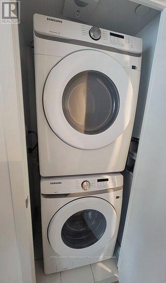 2007 - 1455 Celebration Drive, Pickering, ON - Indoor Photo Showing Laundry Room
