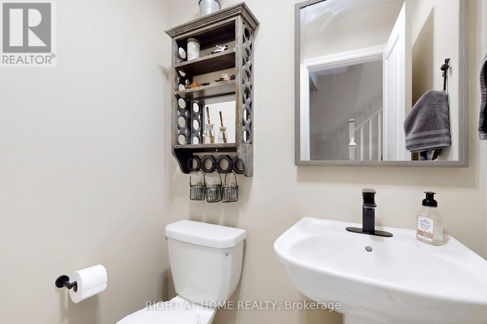 279 Moody Drive, Vaughan, ON - Indoor Photo Showing Bathroom