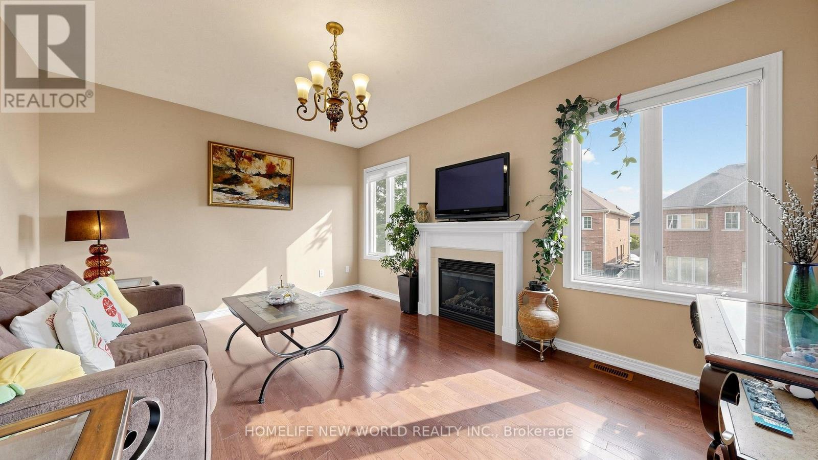663 Peter Rupert Avenue, Vaughan, ON - Indoor Photo Showing Living Room With Fireplace