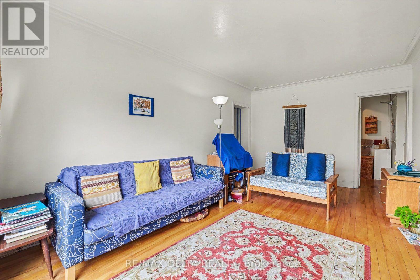 831 Montreal Road, Ottawa, ON - Indoor