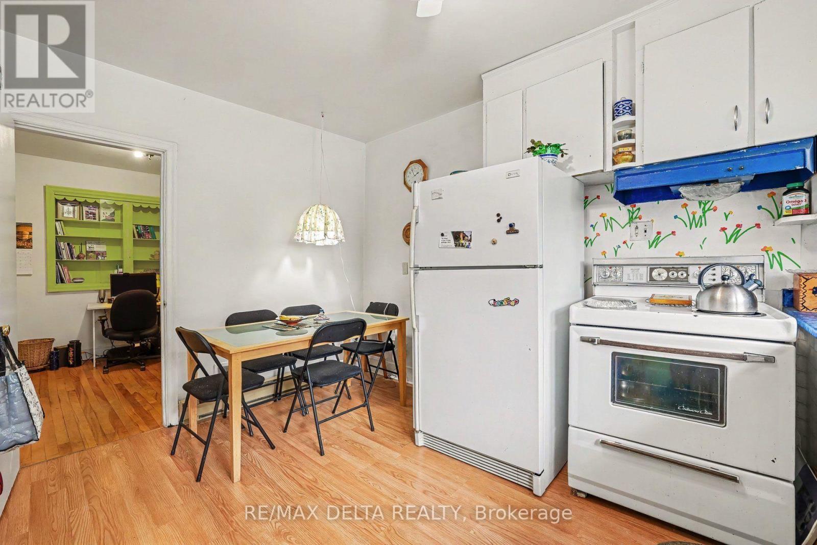 831 Montreal Road, Ottawa, ON - Indoor