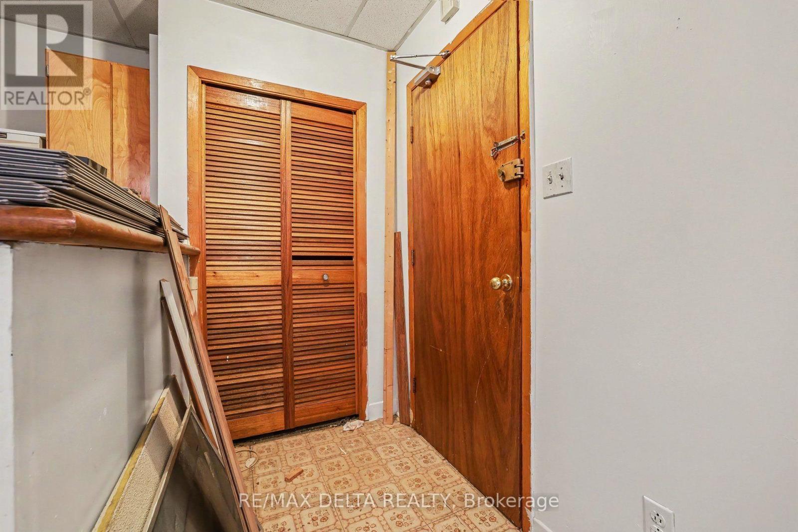 831 Montreal Road, Ottawa, ON - Indoor Photo Showing Other Room