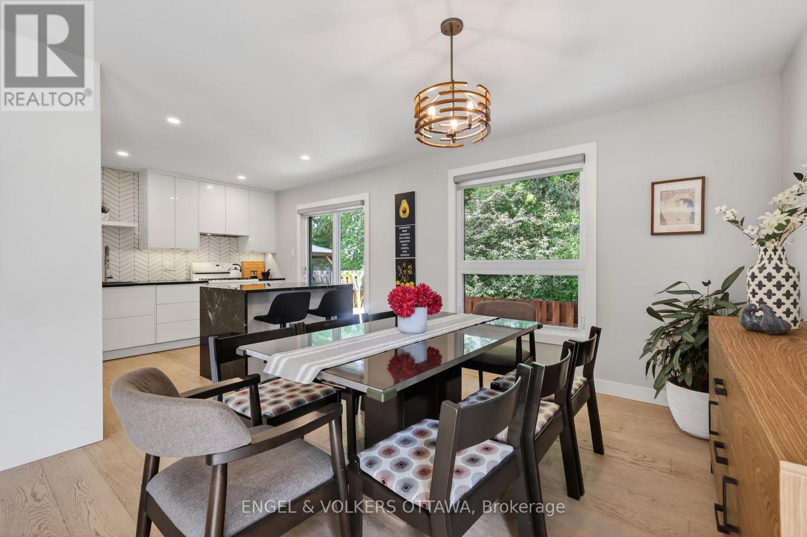 6 - 164 Mcclintock Way, Ottawa, ON - Indoor Photo Showing Dining Room