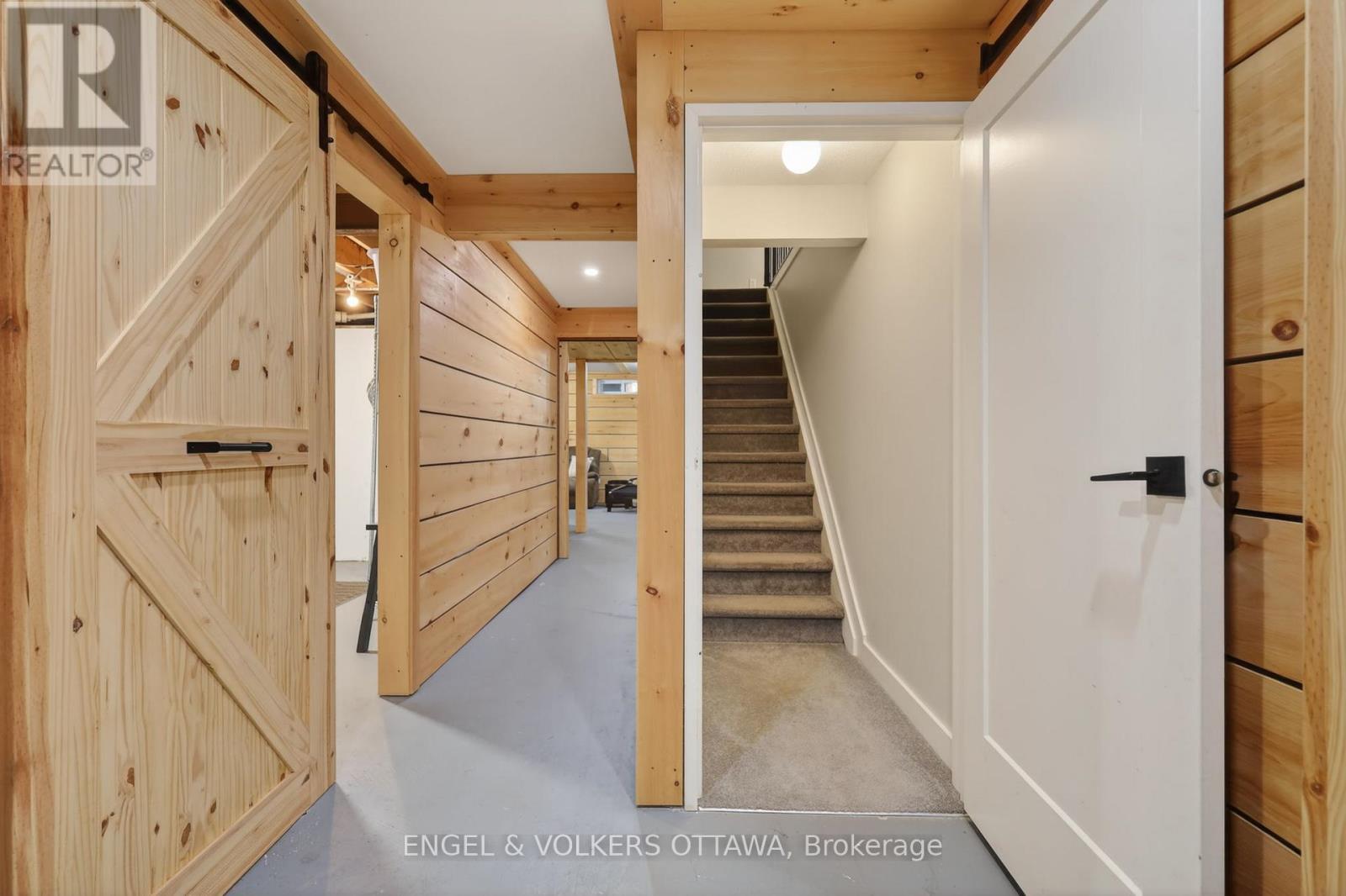 6 - 164 Mcclintock Way, Ottawa, ON - Indoor Photo Showing Other Room