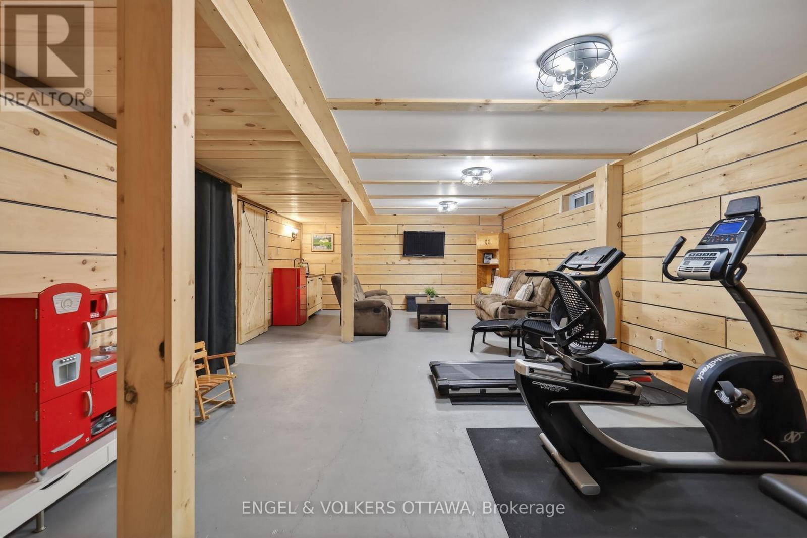 6 - 164 Mcclintock Way, Ottawa, ON - Indoor Photo Showing Gym Room