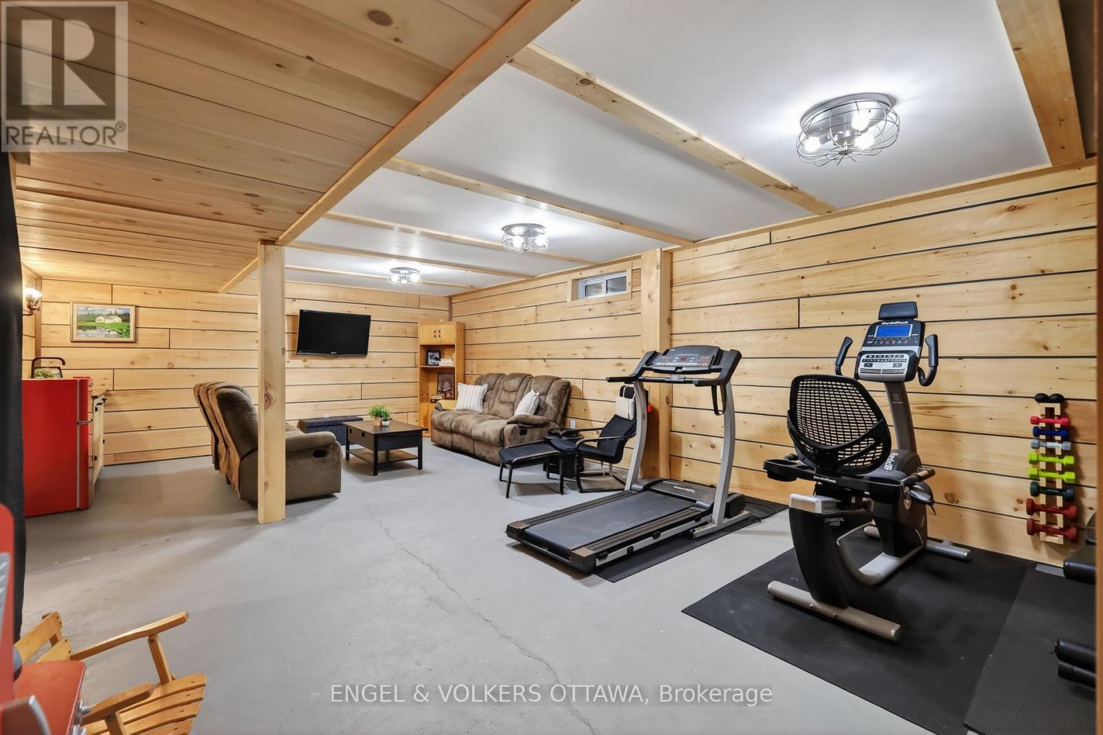 6 - 164 Mcclintock Way, Ottawa, ON - Indoor Photo Showing Gym Room