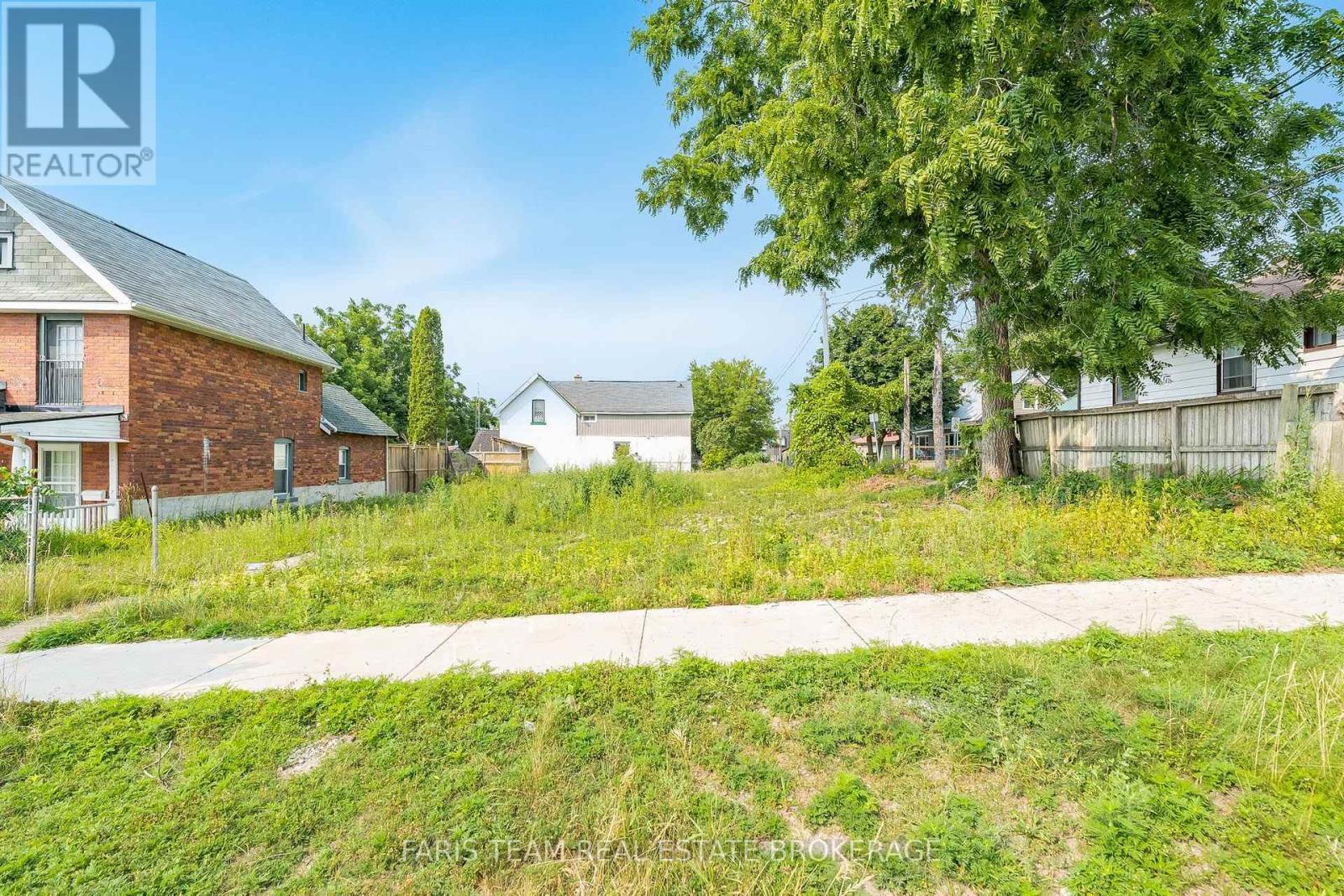 105 Matchedash Street S, Orillia, ON
