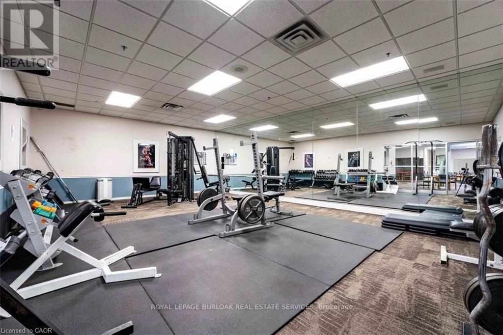 809 - 1276 Maple Crossing Boulevard, Burlington, ON - Indoor Photo Showing Gym Room