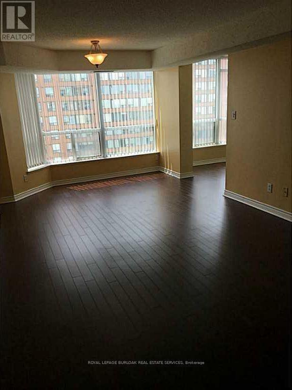 809 - 1276 Maple Crossing Boulevard, Burlington, ON - Indoor Photo Showing Other Room