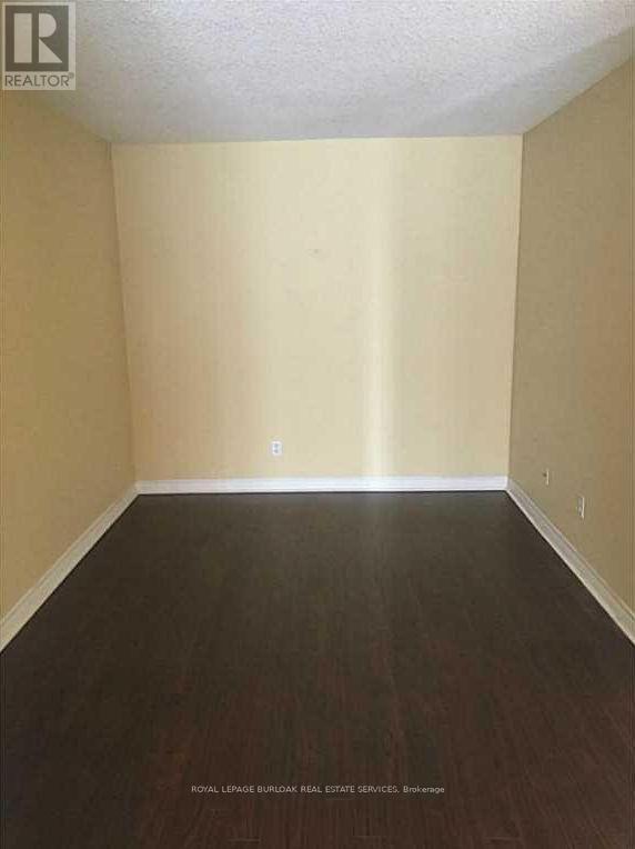 809 - 1276 Maple Crossing Boulevard, Burlington, ON - Indoor Photo Showing Other Room