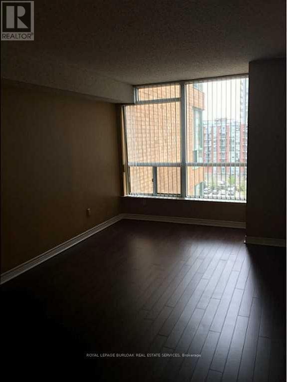 809 - 1276 Maple Crossing Boulevard, Burlington, ON - Indoor Photo Showing Other Room