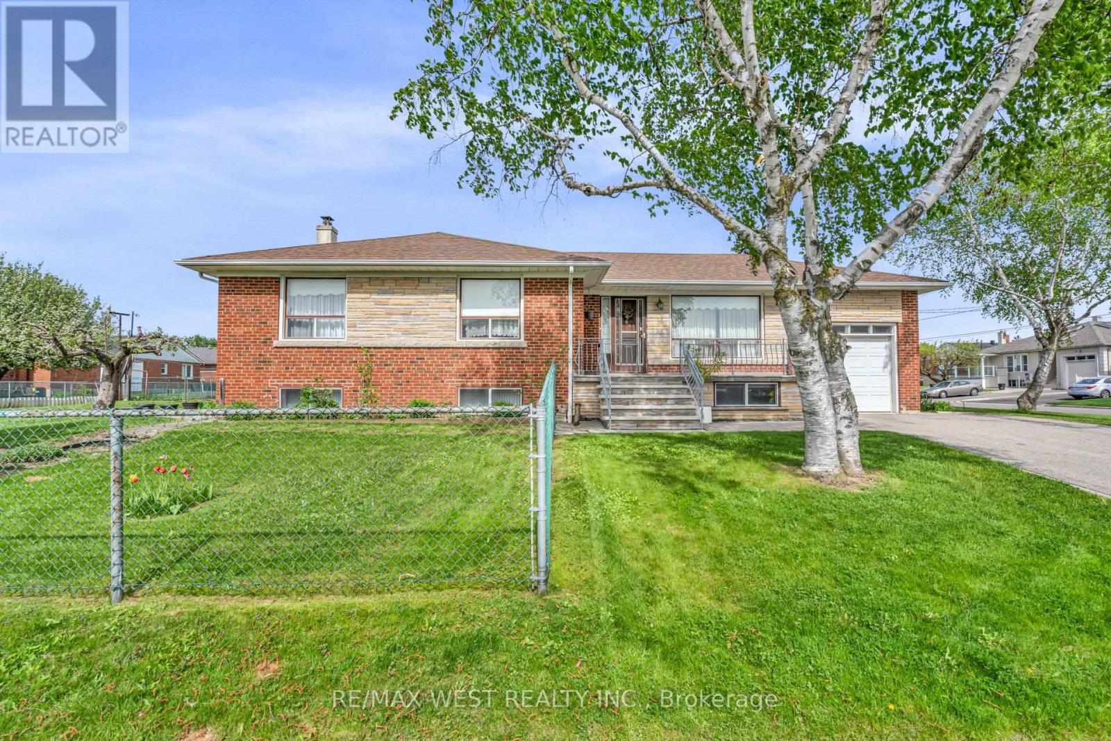 90 Tavistock Road, Toronto, ON - Outdoor