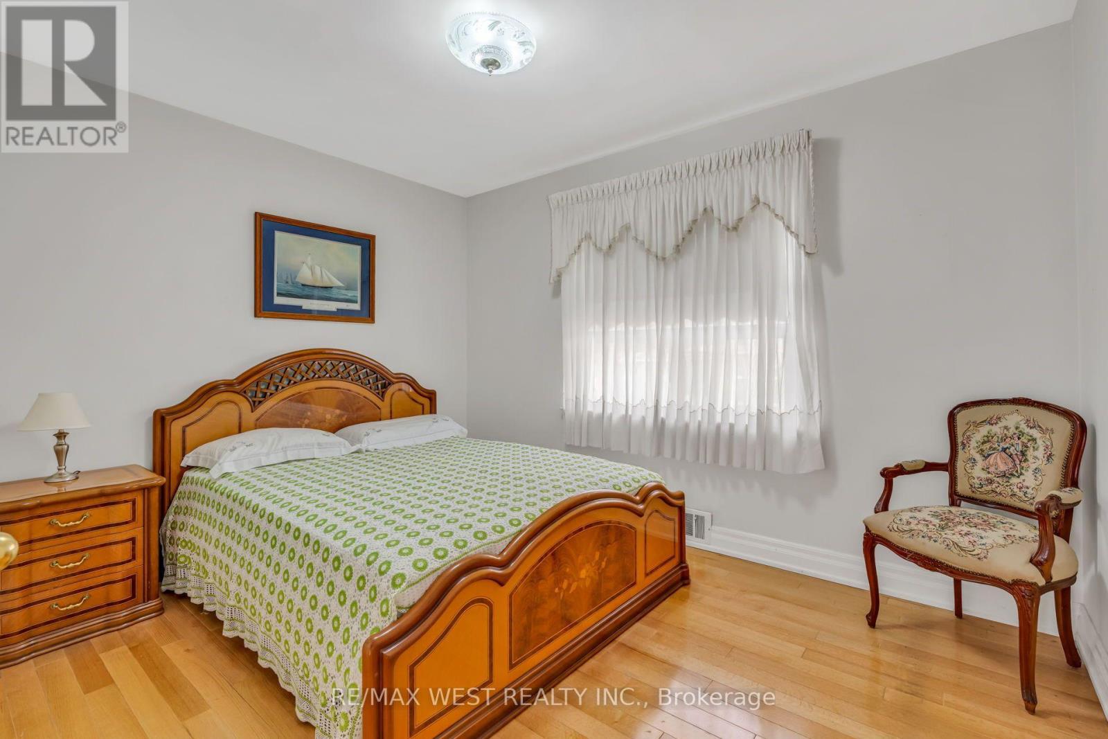 90 Tavistock Road, Toronto, ON - Indoor Photo Showing Bedroom